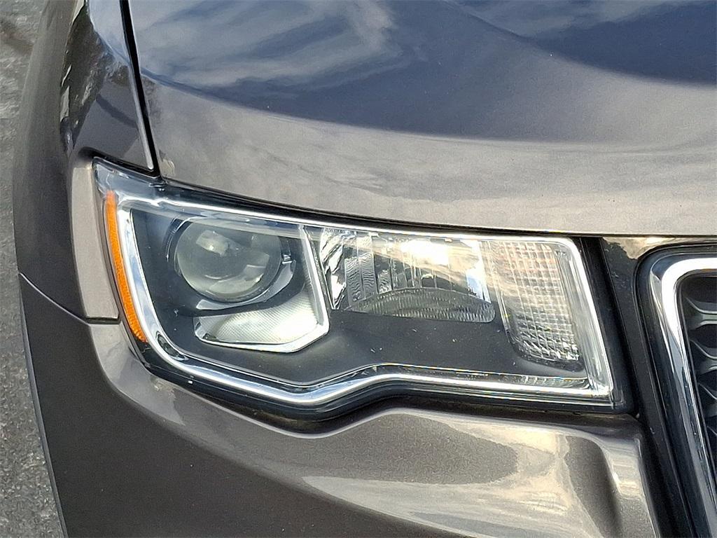 used 2018 Jeep Grand Cherokee car, priced at $20,644
