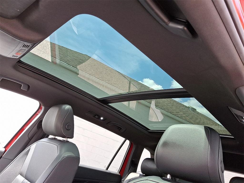 used 2024 Volkswagen Tiguan car, priced at $26,860
