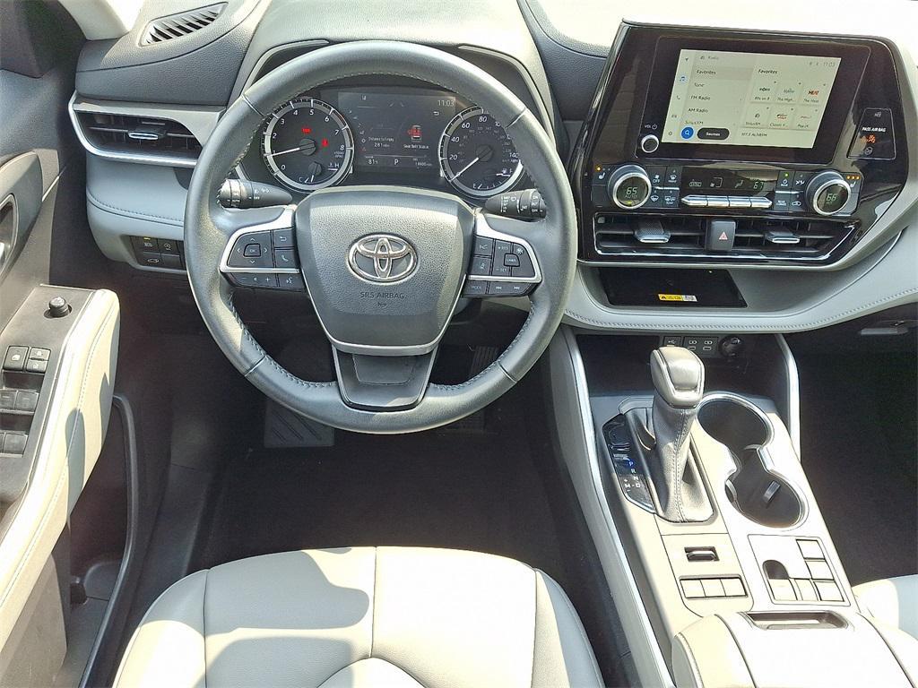 used 2023 Toyota Highlander car, priced at $42,742