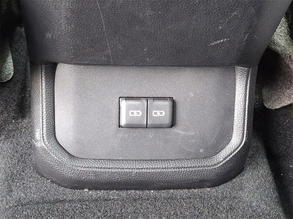 used 2023 Toyota Highlander car, priced at $42,742