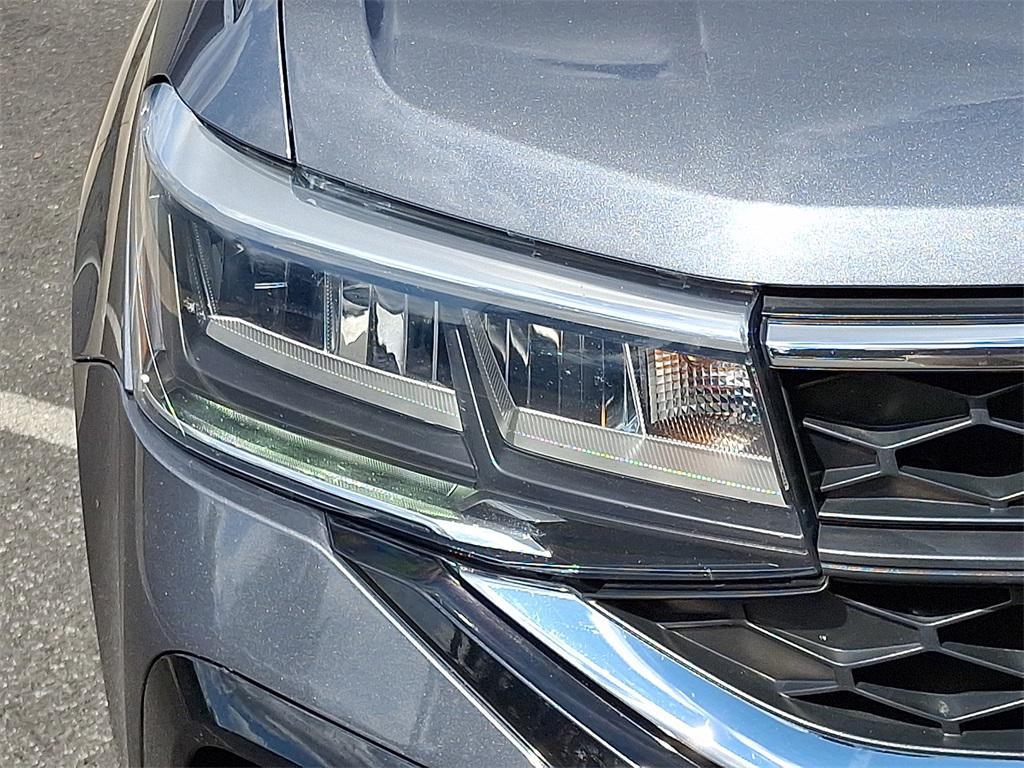 used 2024 Volkswagen Taos car, priced at $20,942