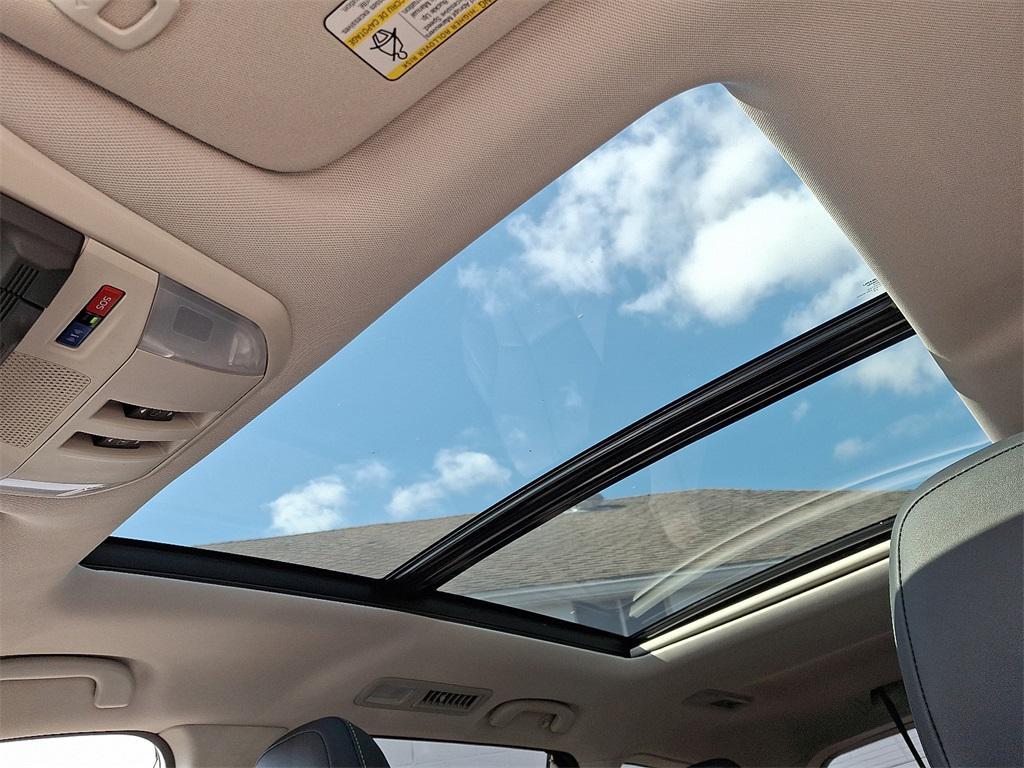 used 2023 Subaru Ascent car, priced at $33,906