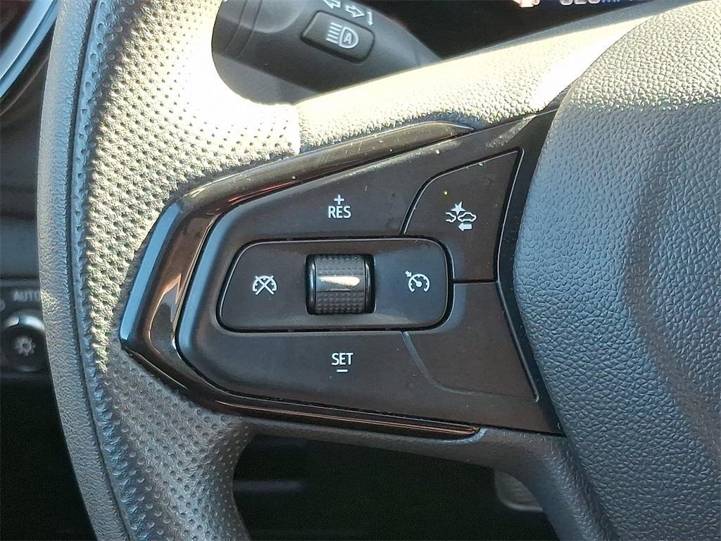 used 2025 Chevrolet TrailBlazer car, priced at $28,742