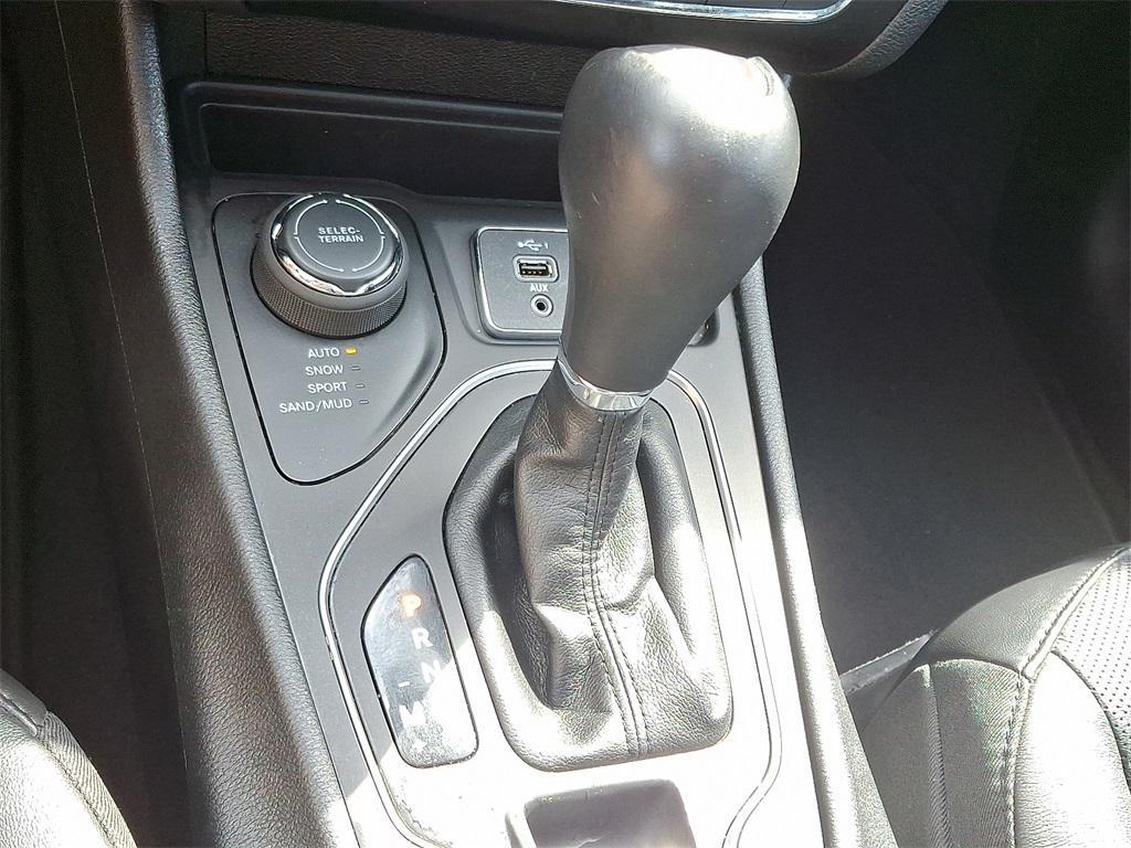 used 2021 Jeep Cherokee car, priced at $20,751