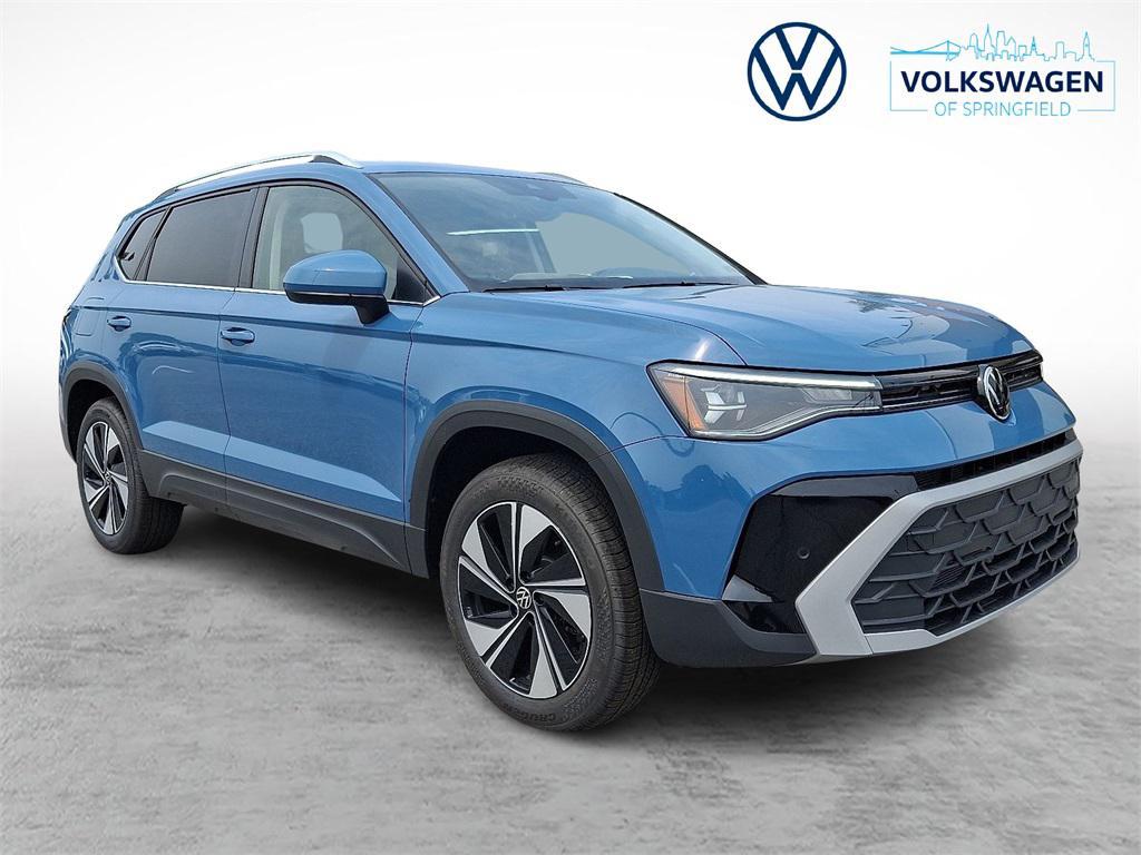 new 2025 Volkswagen Taos car, priced at $33,556