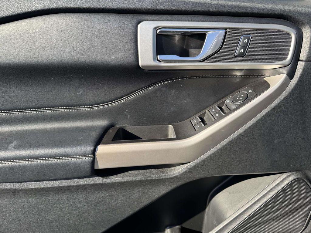 used 2022 Ford Explorer car, priced at $28,995