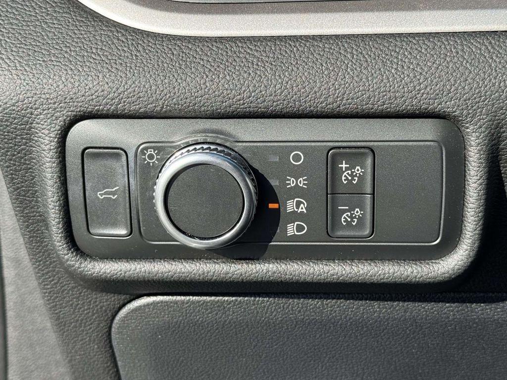 used 2022 Ford Explorer car, priced at $28,995