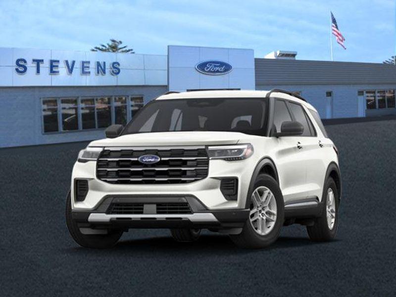 new 2025 Ford Explorer car, priced at $43,640