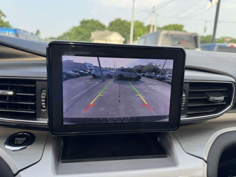 used 2022 Ford Explorer car, priced at $31,995