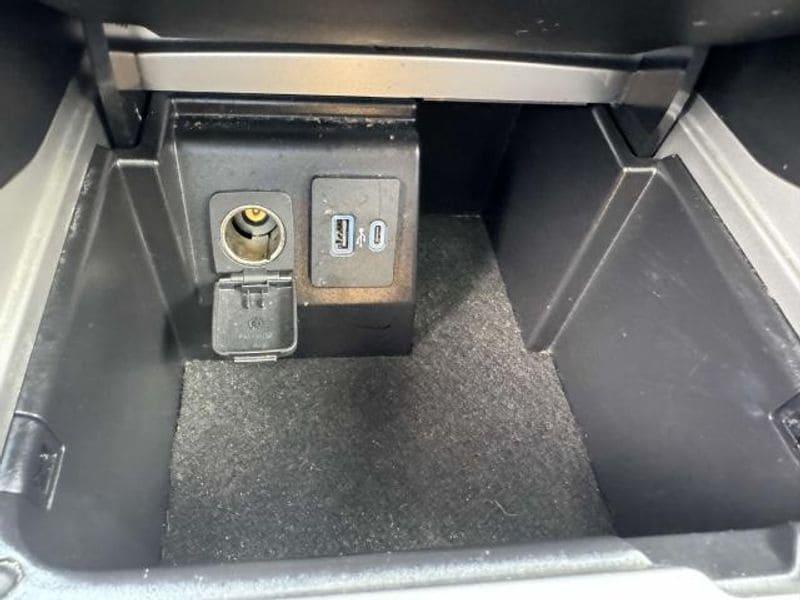used 2022 Ford Explorer car, priced at $31,995