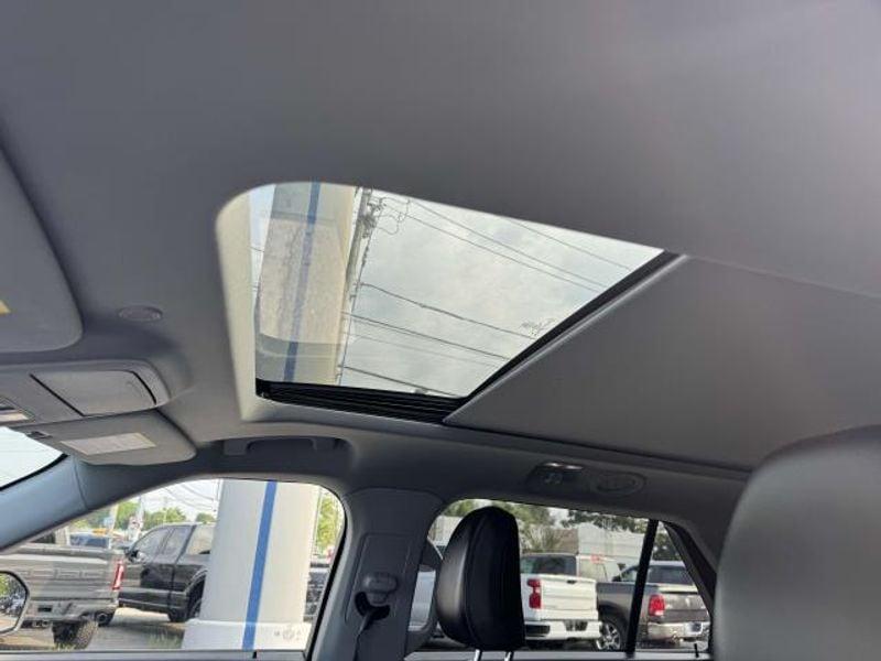 used 2022 Ford Explorer car, priced at $31,995