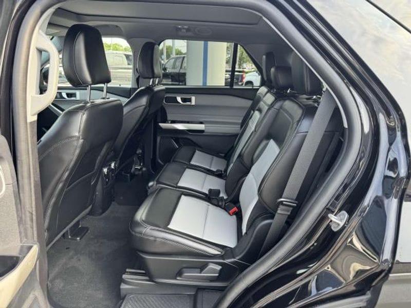 used 2022 Ford Explorer car, priced at $31,995