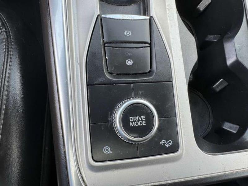 used 2022 Ford Explorer car, priced at $31,995