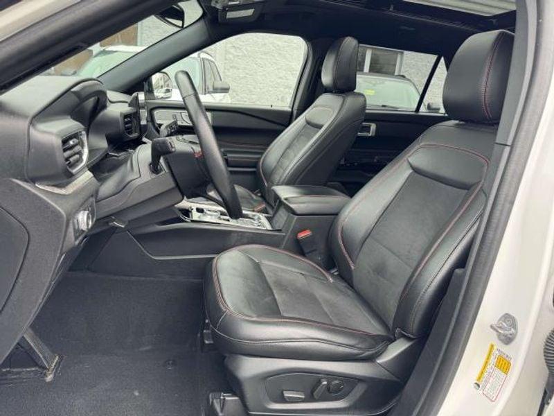 used 2022 Ford Explorer car, priced at $35,995