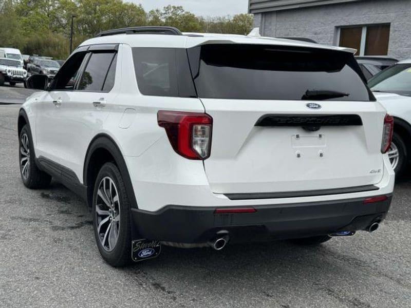 used 2022 Ford Explorer car, priced at $35,995