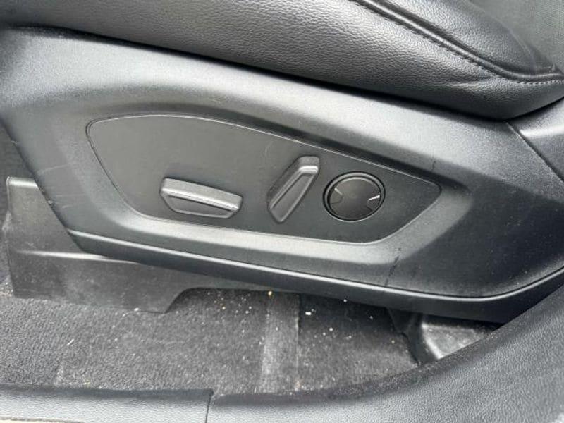 used 2022 Ford Explorer car, priced at $35,995