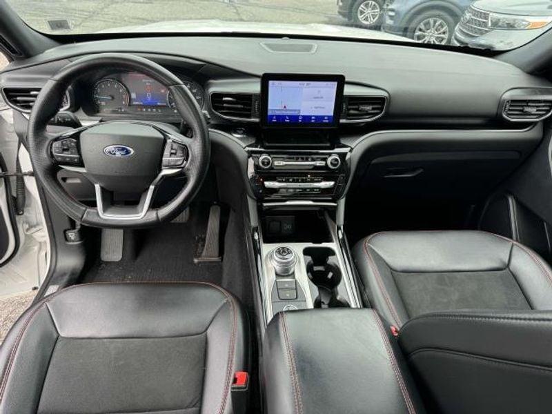 used 2022 Ford Explorer car, priced at $35,995