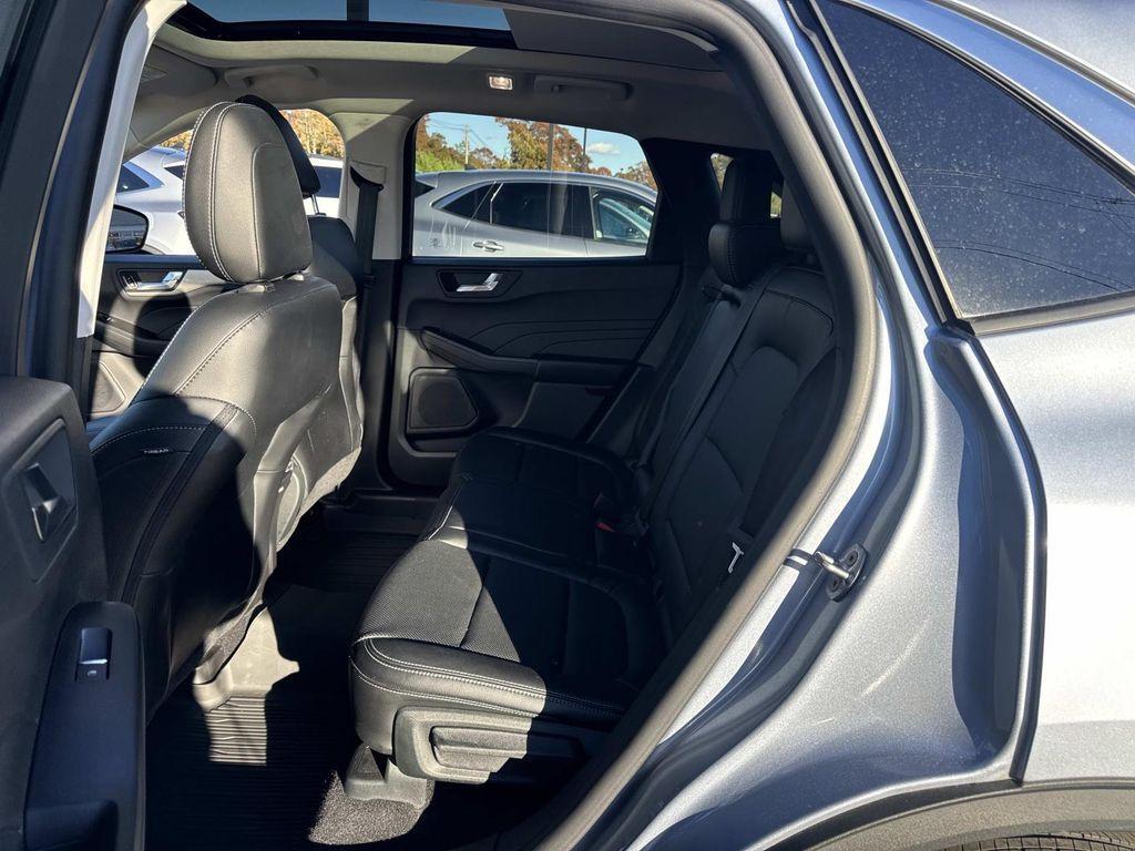 used 2022 Ford Escape car, priced at $23,995