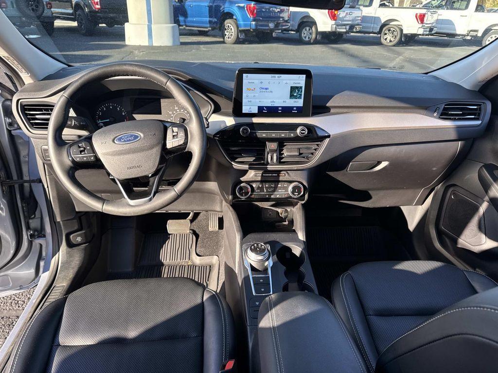 used 2022 Ford Escape car, priced at $23,995