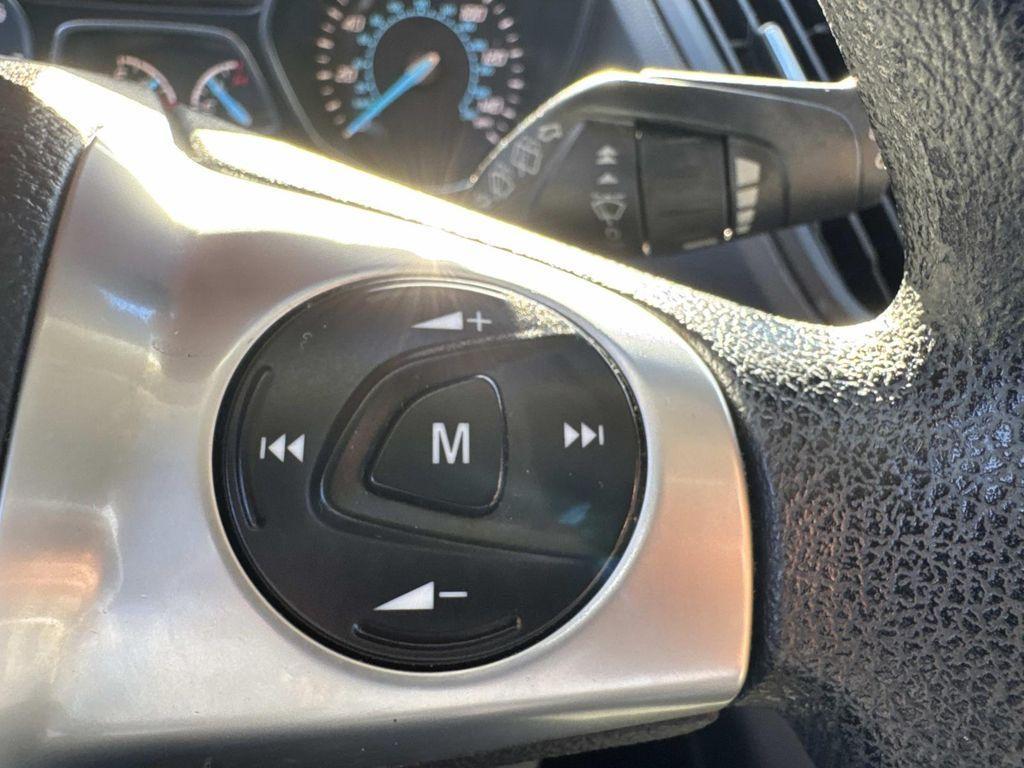 used 2013 Ford Escape car, priced at $5,995