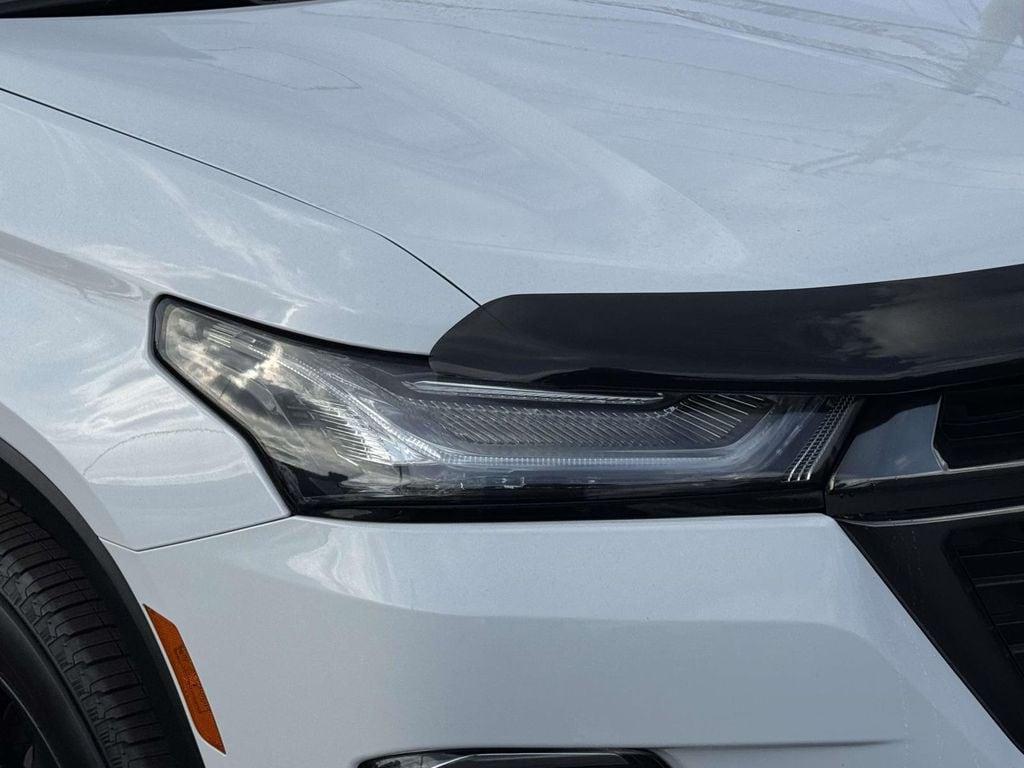 used 2022 Chevrolet Traverse car, priced at $27,495