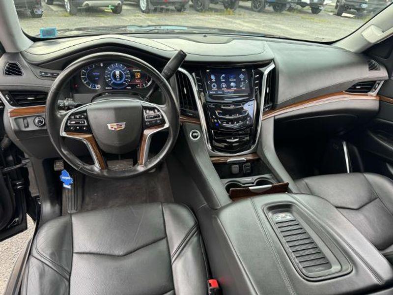 used 2020 Cadillac Escalade car, priced at $45,575