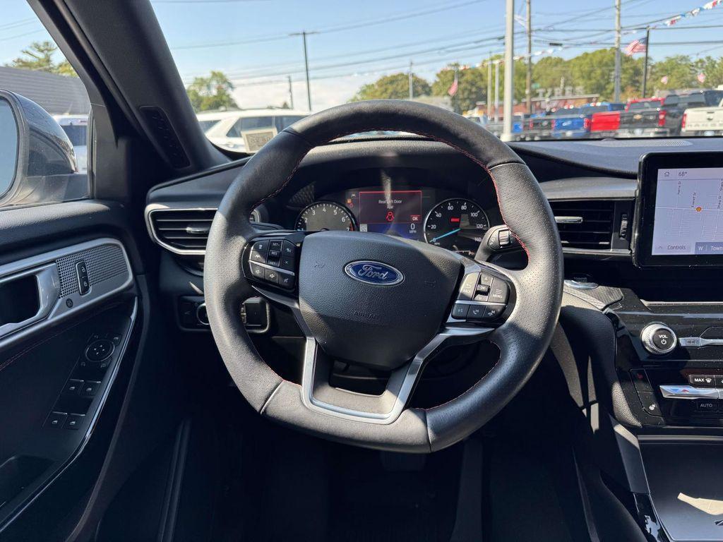 used 2022 Ford Explorer car, priced at $34,995