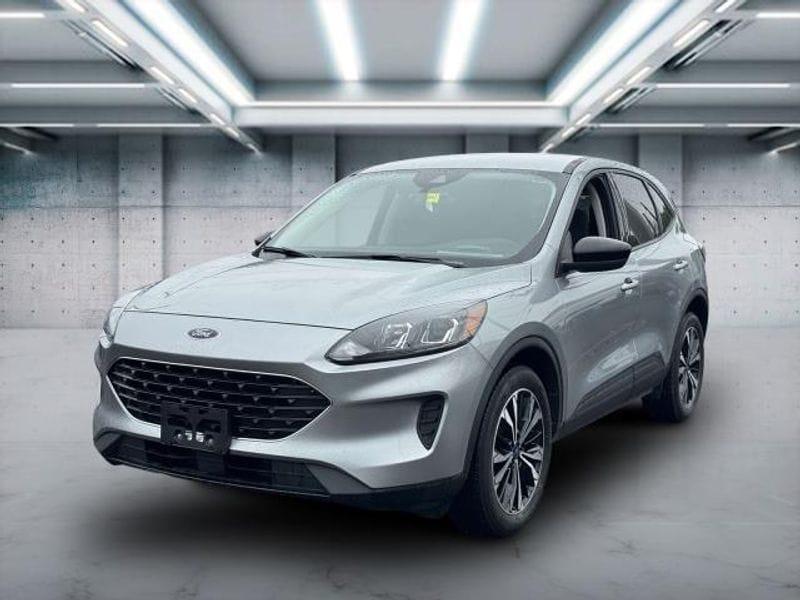 used 2022 Ford Escape car, priced at $20,995