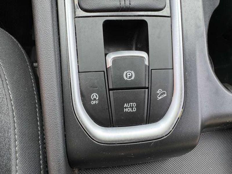 used 2020 Hyundai Santa Fe car, priced at $18,495