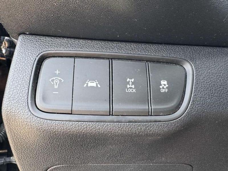 used 2020 Hyundai Santa Fe car, priced at $18,495
