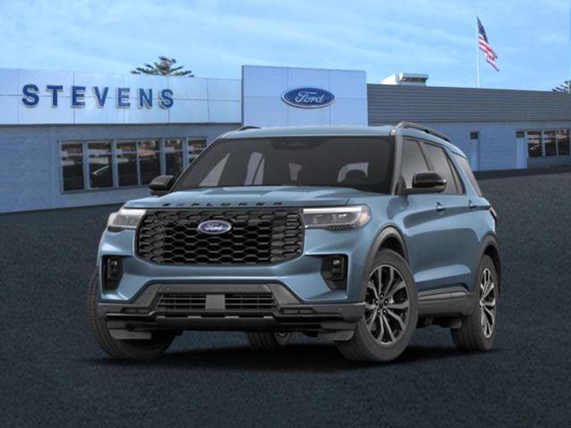new 2025 Ford Explorer car, priced at $60,455