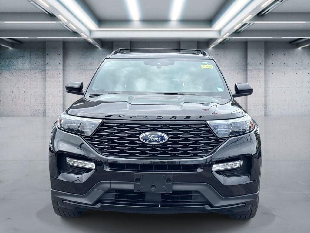 used 2023 Ford Explorer car