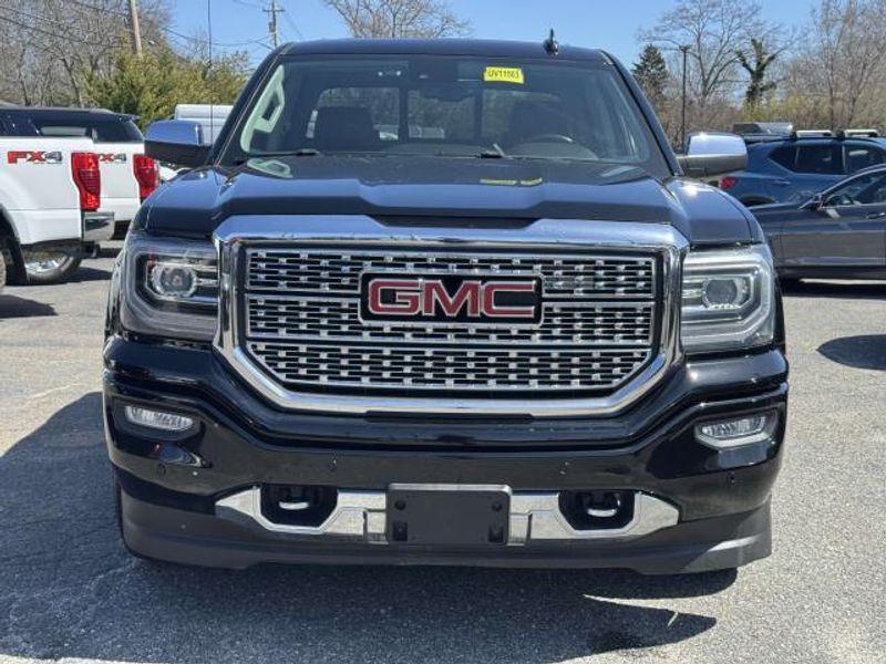 used 2018 GMC Sierra 1500 car, priced at $31,995