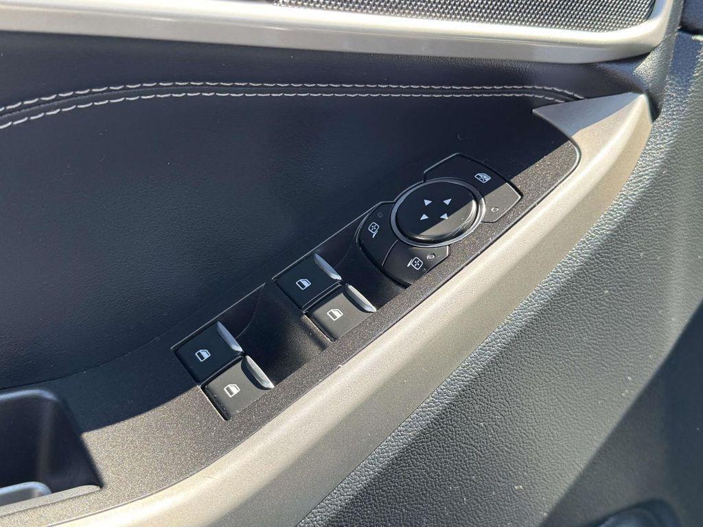 used 2022 Ford Explorer car, priced at $25,495