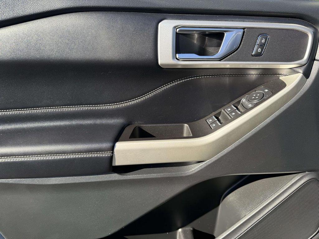 used 2022 Ford Explorer car, priced at $30,995