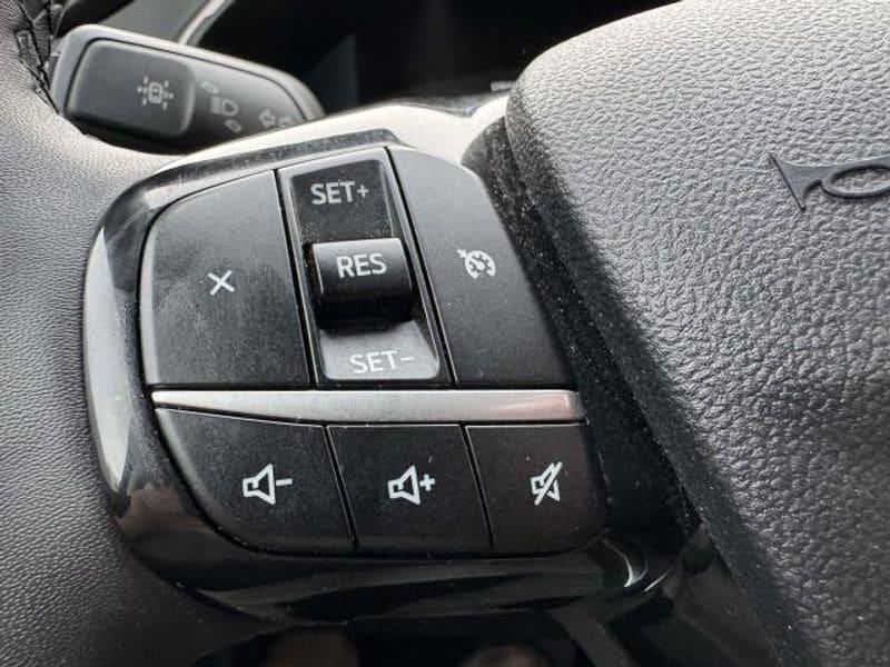 used 2022 Ford Escape car, priced at $24,995