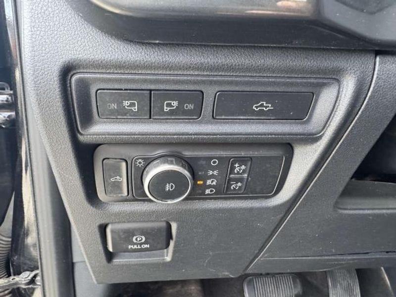 used 2021 Ford F-150 car, priced at $39,995