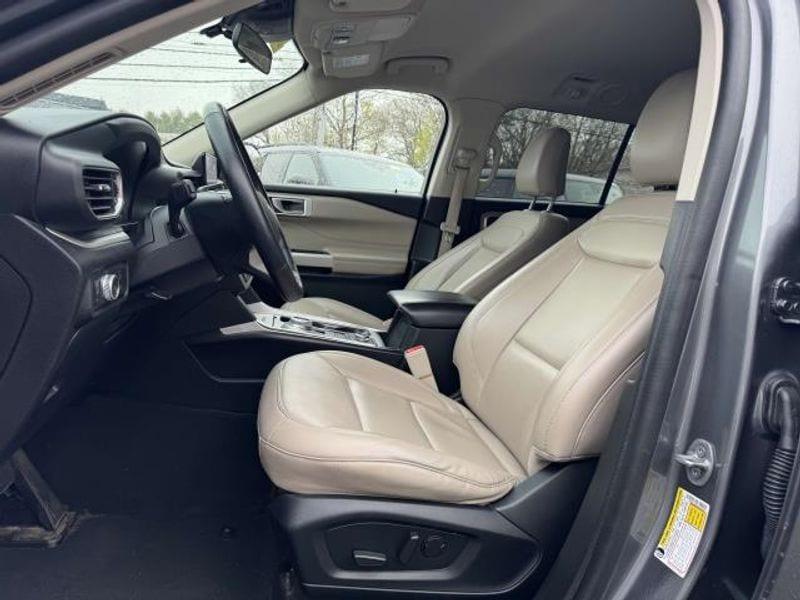 used 2022 Ford Explorer car, priced at $27,995