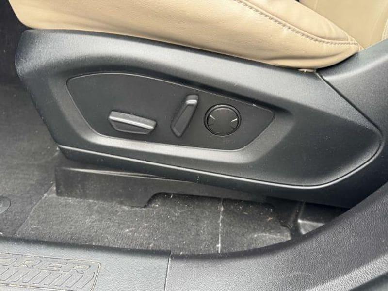 used 2022 Ford Explorer car, priced at $27,995