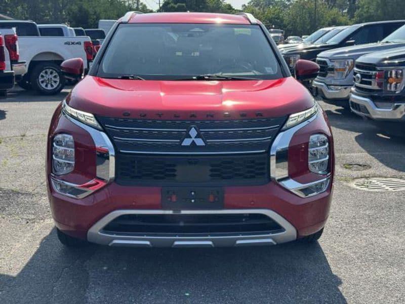 used 2022 Mitsubishi Outlander car, priced at $25,995
