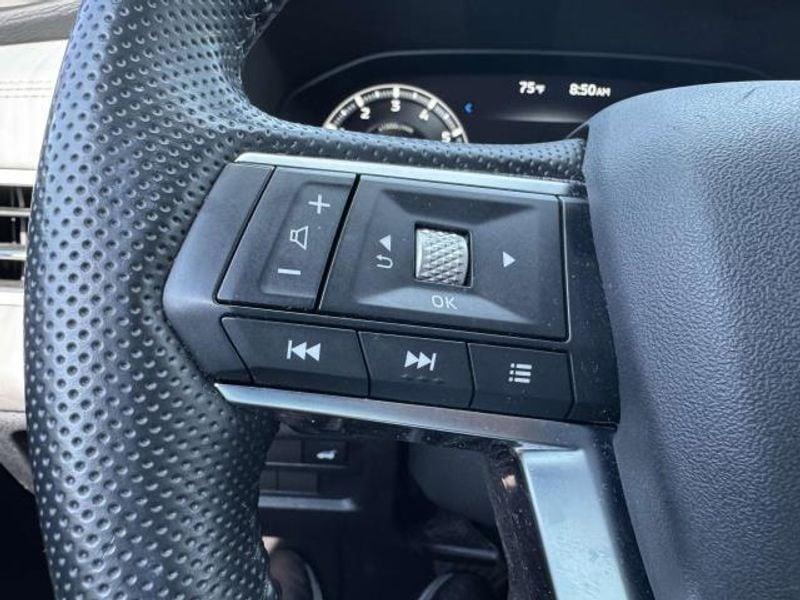 used 2022 Mitsubishi Outlander car, priced at $25,995