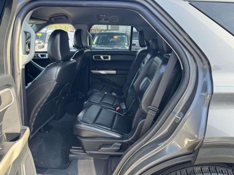 used 2022 Ford Explorer car, priced at $28,795
