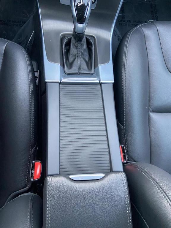 used 2015 Volvo V60 car, priced at $11,995