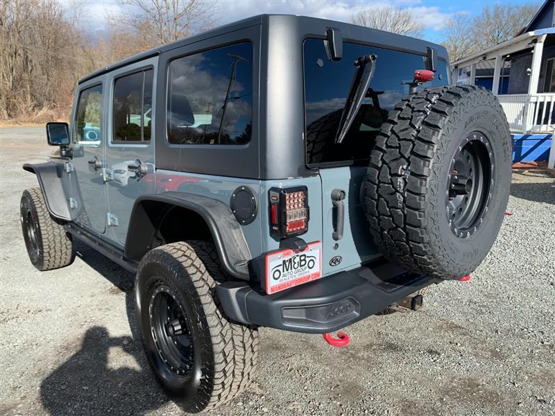 used 2015 Jeep Wrangler Unlimited car, priced at $19,995