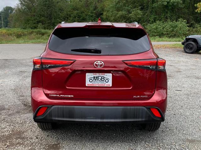 used 2021 Toyota Highlander car, priced at $29,995