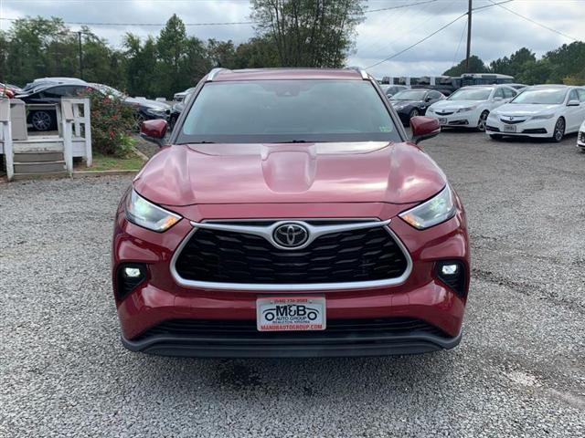 used 2021 Toyota Highlander car, priced at $29,995
