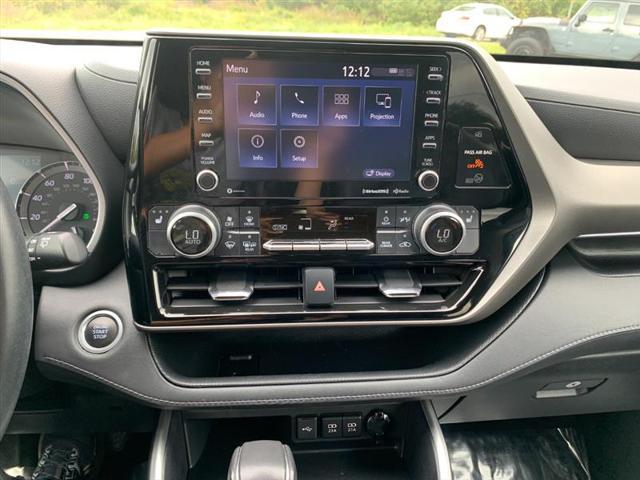 used 2021 Toyota Highlander car, priced at $29,995