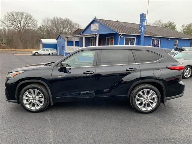 used 2021 Toyota Highlander Hybrid car, priced at $34,995