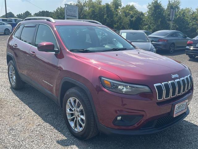 used 2019 Jeep Cherokee car, priced at $14,995