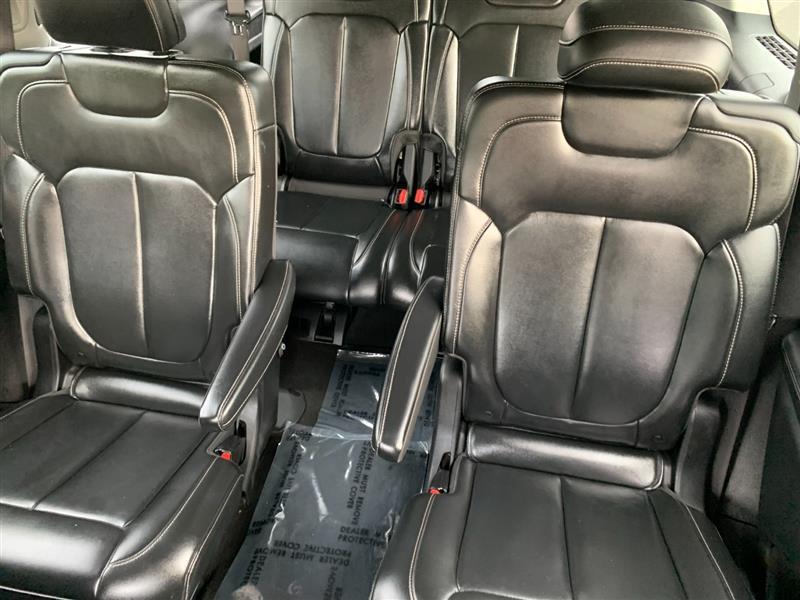 used 2021 Jeep Grand Cherokee L car, priced at $23,995